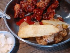 韩式炸鸡-MI WU FACTORY米屋美食工厂餐厅(绿地店)