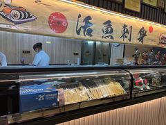 面包甜点陈列柜-祈胜邨•顺德鱼生•顺德菜(容桂店)
