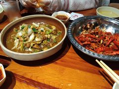 -琥珀老六龙虾(四里河店)