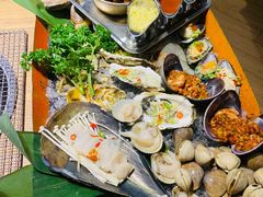 -鑫釜山海鲜烧烤(鑫丰国际店)