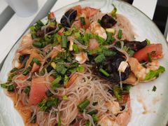 酸辣海鲜粉丝沙拉-Local泰莲庭(虹鳟鱼店)