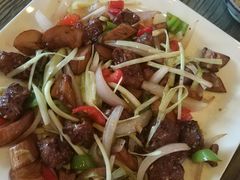 煎焗牛肉粒-小镇厨房(古镇店)