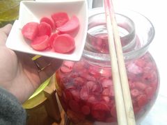 腌萝卜-成都你六姐·牛肉冒菜·麻辣香锅(长泰广场店)