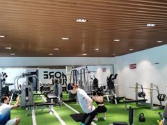 -汗水空间私教健身连锁(SM广场店)