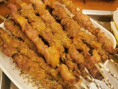 -洞庭洲·防空洞火锅·铜锅涮肉·烧烤(新百广场店)