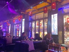 -喜鹊音乐酒馆(西街店)