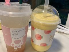 -有猫主题·治愈系猫咖(曾厝垵店)