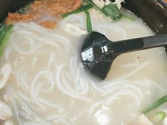 -桥香园过桥米线(国贸店)