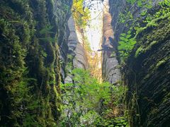 -梭布垭石林景区
