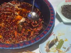 -何师傅美蛙鱼头(汉街店)