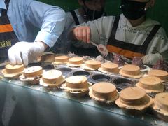 -薛新颖红豆饼(中式甜点山师店)