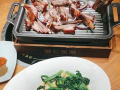 -娜仁图雅蒙古美食村(33小镇店)