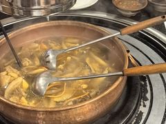 -阿山卓·野生菌火锅·纳西火塘烤肉