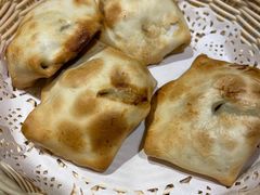 馕坑烤包子-巴扎美食·新疆菜·西域歌舞表演餐厅(新疆大厦店)