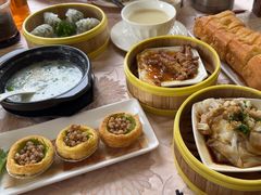 -新东源国际酒店·新东源食坊(沙井店)