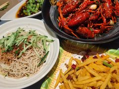 -肥肥虾庄·金牌油焖大虾(杨园滨江时代walk店)