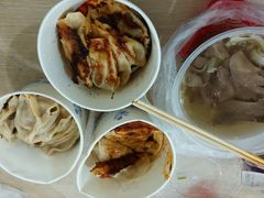 -锅贴王小吃(南大街店)