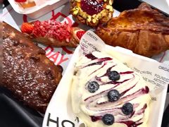 -HOT CRUSH趁热集合·现烤面包(上海环球港店)