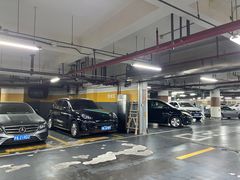 -日月光中心-停车场