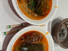 -鹤江桥·红油牛肉粉(SKP店)