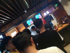 -亮亮面馆(经六路店)