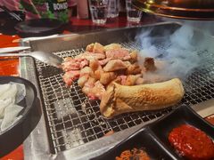 -肉甲韩国木炭烤肉(新壹街1店)