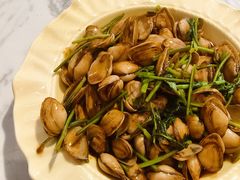 -嗨辣小聚·盘锦河蟹·海鲜烧烤龙虾(盘锦十年好店)