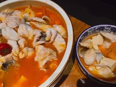 番茄酸汤鱼-Mountain House East Village 川山甲