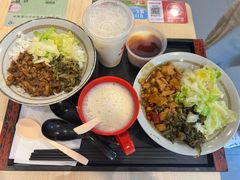 宫爆鸡丁饭-永和大王(梅家浜店)