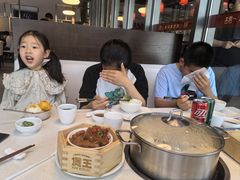 -煲王粤菜餐厅(中侨中心店)