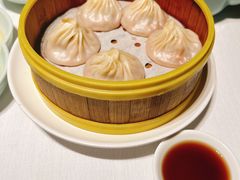 蟹粉汤包-苏帮袁Sue Cuisine(来福士店)