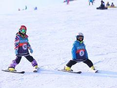 -石京龙滑雪场-停车场