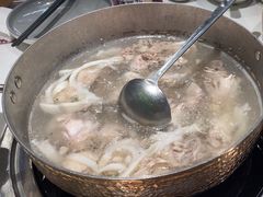 -洪氏嗨捞·广东猪肚鸡·椰子鸡火锅(西咸万象城店)
