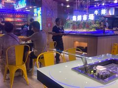 -嗨内嗨外自助火锅餐厅体验馆