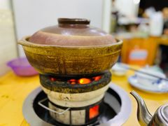 连州果园鸡-威邵鸡煲(西华路总店)