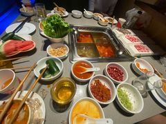 -海底捞火锅(宝龙广场夜宵主题店)