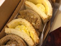 -星巴克(合肥百盛逍遥广场店)