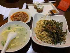 -东泰祥生煎馆(陕西南路店)