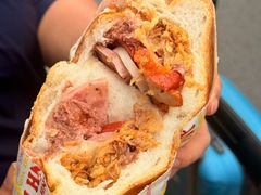 -Bánh Mì Huynh Hoa