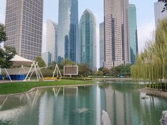 -陆家嘴中心绿地