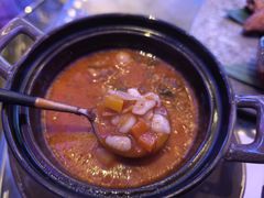 冬阴功烩麻食-西安W酒店·观湖露台 美式烧烤
