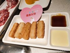 -海底捞火锅鲜切牛肉主题店(长寿路店)