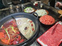 -冯校长老火锅(中联广场店)