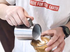 澳白-Manner Coffee(大宁国际商业广场店)
