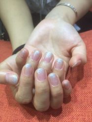 -逸日式美甲美睫工作室