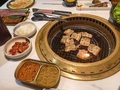 -炙城·韩式烤肉(南京东路店)