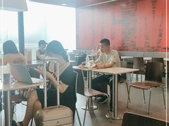 -麦当劳(深圳北站高铁店)