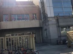 门面-医科大学游泳馆