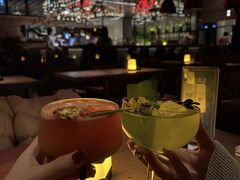 -FOUR PLAY BAR