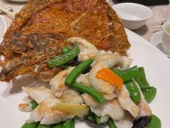 多宝鱼骨香-香港百合居(LCM置汇旭辉广场店)
